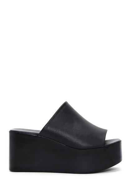 Women's Black Leather Slippers with Filled Heels 26Sfd152018