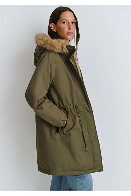 Mavi Suni Kürk Detaylı Yeşil Parka Loose Fit / Bol Rahat Kesim