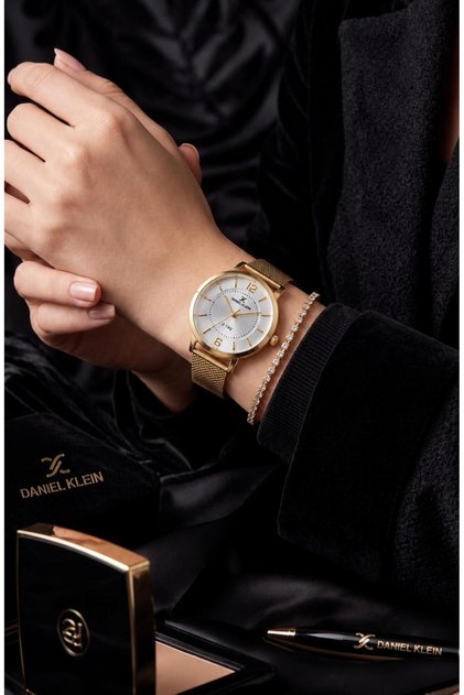 Steel Cord 3 Atm Water Resistant Special Design Women Wrist Watch+Bracelet Vs.Blkt.0450