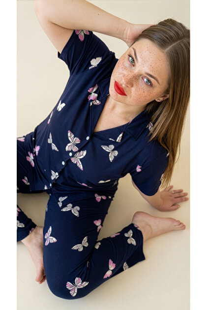 Costum de pijama cu mâneci scurte din bambus, cu model fluture, albastru marin, mărime mare, cu nasturi în față