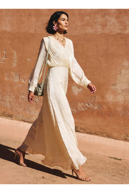 A-line Pleated Maxi Dress with Fluid Sleeves