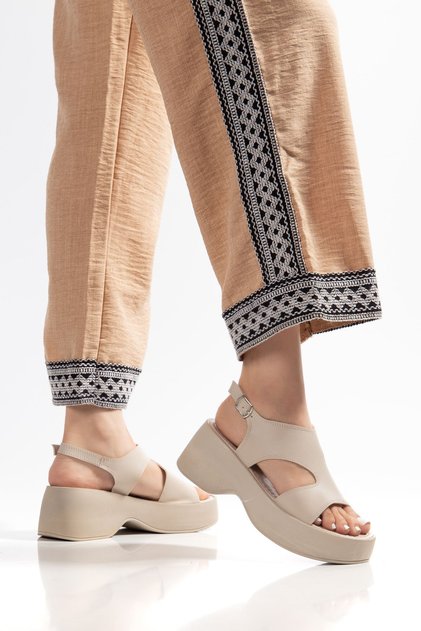 24414-571 Beige Daily Wedge Heel Women's Sandals