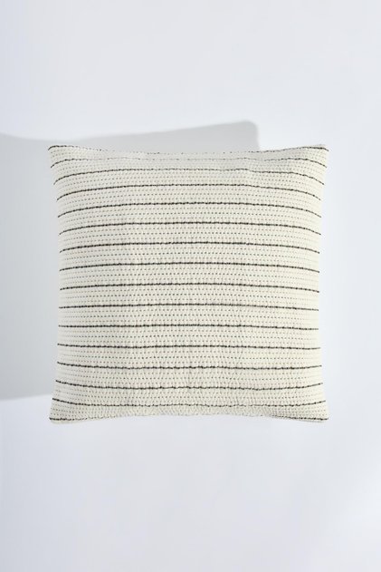 Kapitone kırlent kılıfı 50 x 50 cm