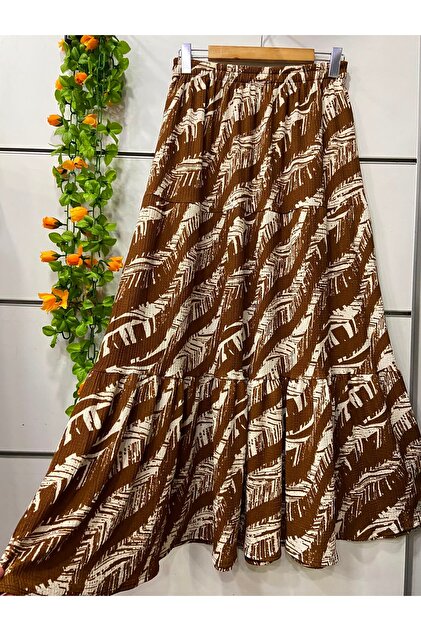 Patterned Gofre Skirt Three Layers