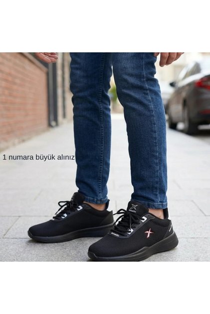 Men's Comfortable Lightweight Soft Daily Walking Sneaker