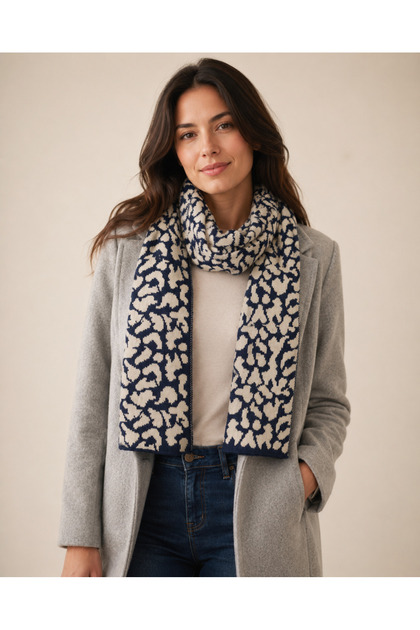 Leopard Patterned Knitwear Scarf