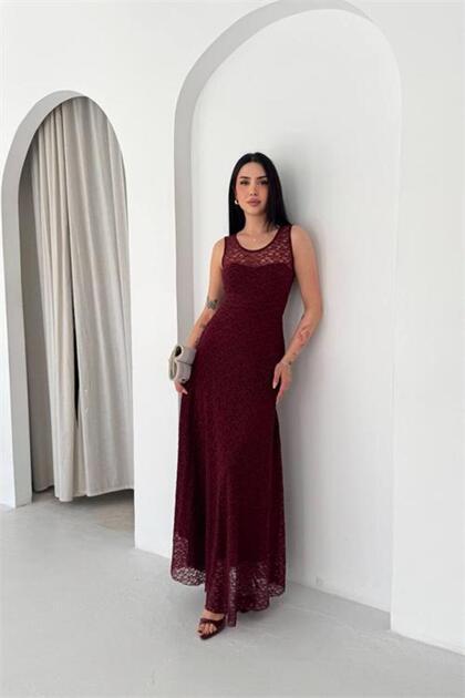 Women's Burgundy Transparent Detailed Full Length Lined Lace Dress Nbk4619