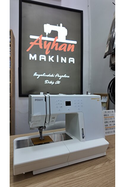 ホークヤシメガ Pfaff PASSPORT 3.0 (DİKİŞ SETİ, SİYAH BEYAZ 5000 METRE İPLİK VE İP