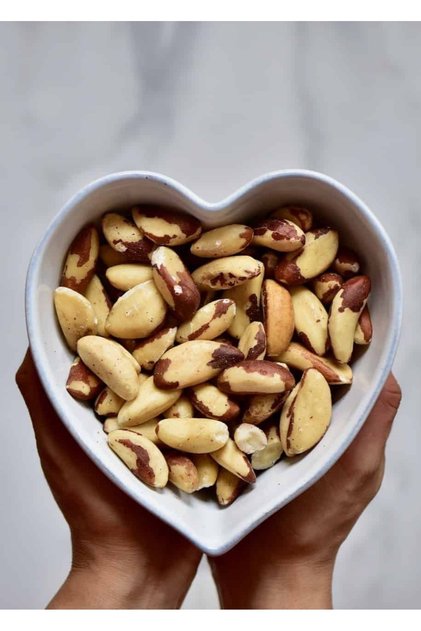 Brazilian almonds 1 kg fresh jumbo size
