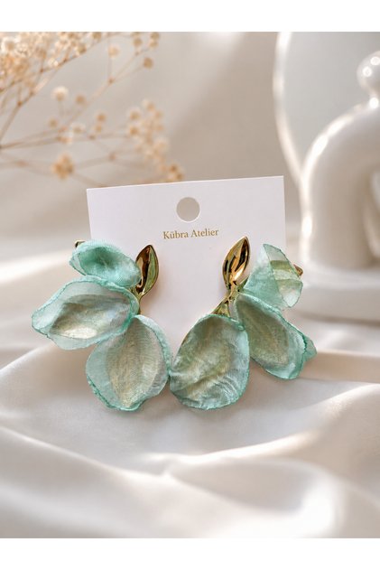 Mint Organze Çiçek Küpe | Gold Detaylı Tasarım Küpe