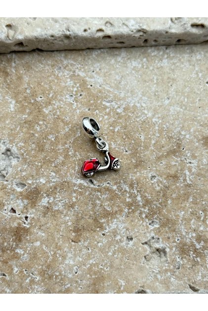 PNDR Charm // CHARM-948