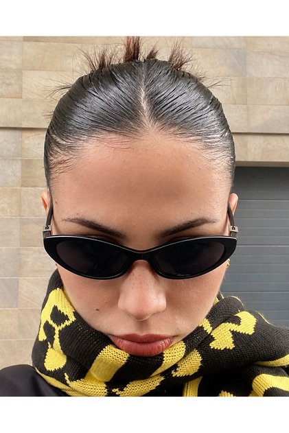 نظارات شمسية جاردينيا سليم بلاك للنساء خفيفة الوزن للغاية مع حماية من الأشعة فوق البنفسجية Uv400 وإكسسوارات ذهبية