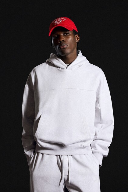 Kapüşonlu sweatshirt