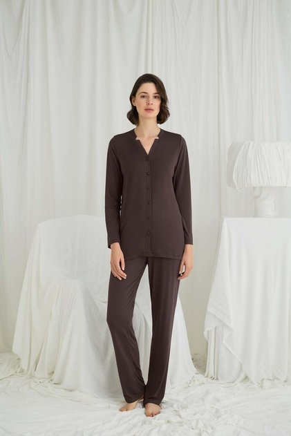 Women's Long Sleeve Buttoned V-Neck Pajama Set 18701