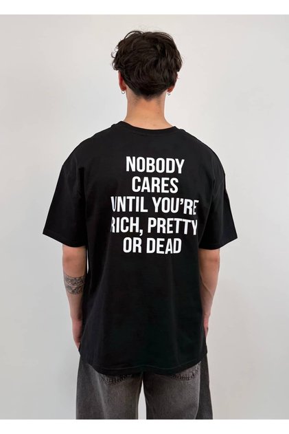 Nobody Cares Oversize T-Shirt