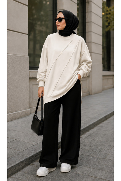 Double Yarn Fabric Tunic with Pearls