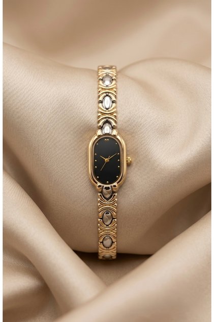 Queen Women's Steel Watch Gold & Silver Color Black Dial Vintage Old Money Luxury |   Elegant Stylish Women's Wristwatch 2026