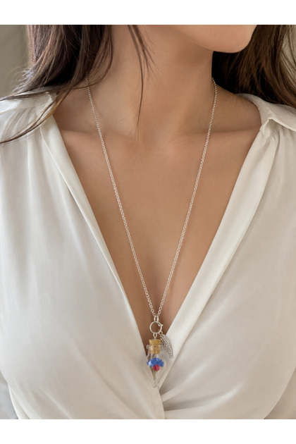 Flower Figured Fanus Necklace Gift and Daily Use Stainless and Tarnish-Resistant Steel