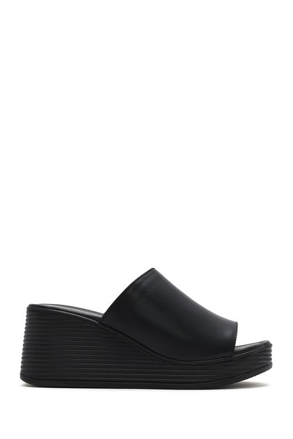 Women's Black Leather Slippers with Filled Heels 26Sfd180818