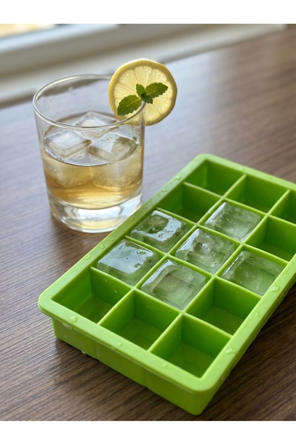 Ice Box 15-Piece Square Shaped Mold Ice Mold Non-Stick Silicone Push-Release Practical
