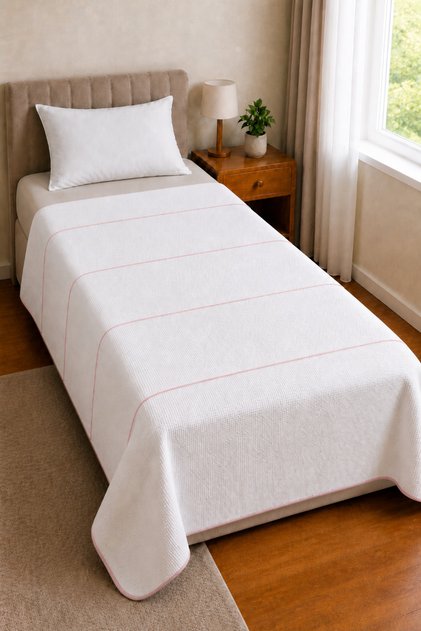 100% Cotton Waffle Pike Bedspread 160X250 cm with Piping Detail