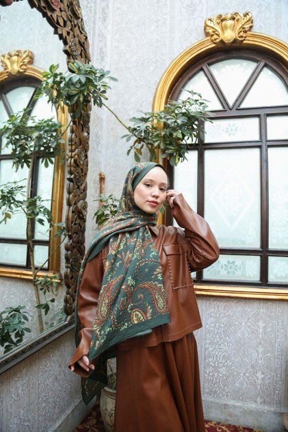 Noa Motif Patterned Shawl - Emerald-Tan