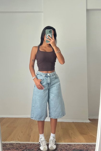 Pantaloni scurți bermuda largi, albastru deschis, pentru femei