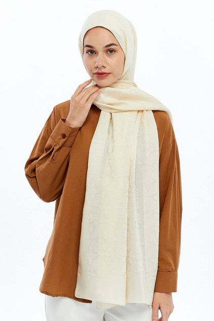 شال بنمط البرسيم من سلسلة أليا