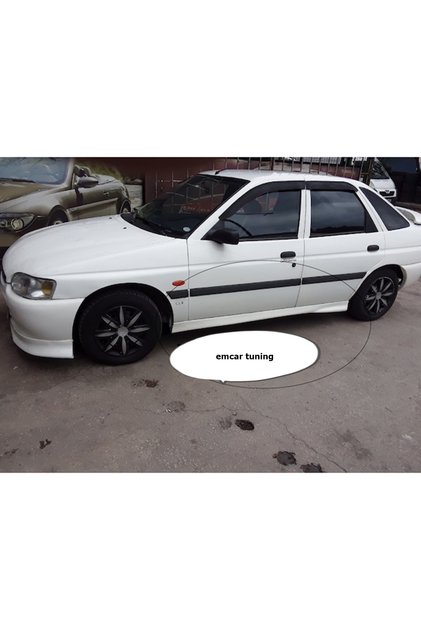 ford escort yan marşpiyel takımı - PLASTİK - PARLAK SİYAH
