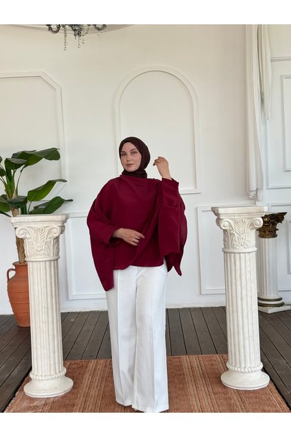 Bluză cu mâneci liliac și guler șal, stil hijab