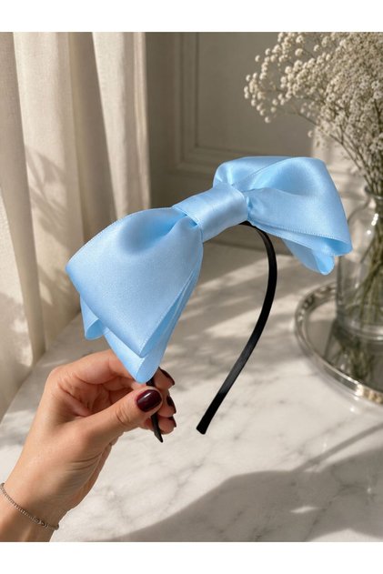 Women's Maternity Ribbon Crown