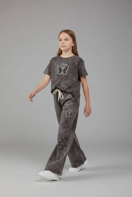 Girl's Outfit, Ages 4 - 12
