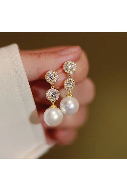 E3626 Huitan Aesthetic Simulated Pearl Hanging Earrings Women for Wedding Dazzling CZ Modern Fashion