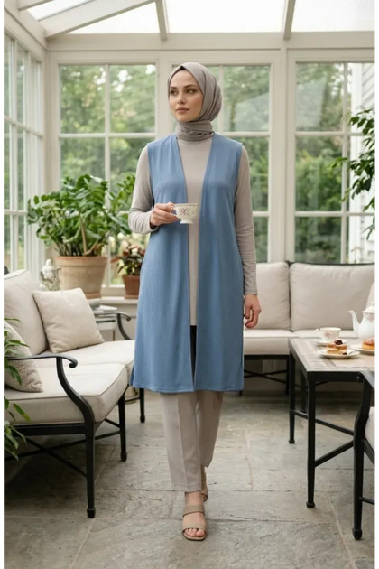 Large Size Solid Color Simple Thin Mother's Vest 8770-01 Cyan