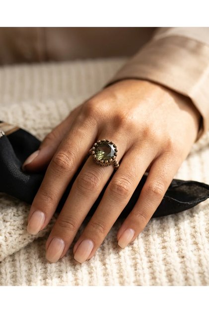 Bronze Vintage Women's Ring Authentic Jewelry Color Changing Zultanite Round Cut Solitaire Adjustable