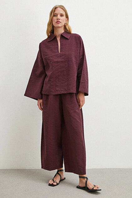 Collar Detailed Suit in Burgundy