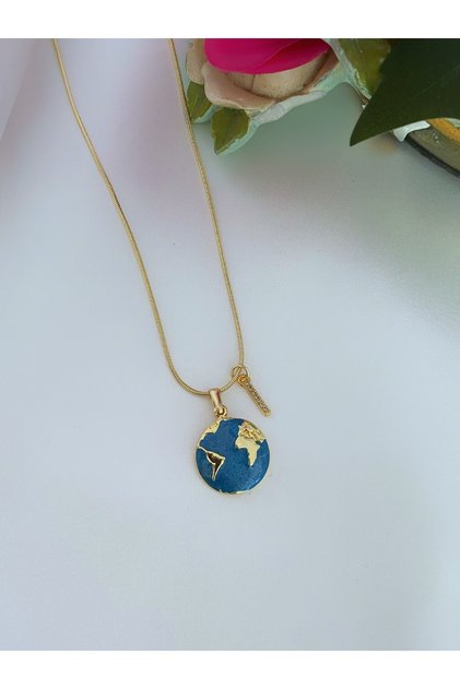 Asia by Leuvoie Zircon Stone I Letter World Necklace