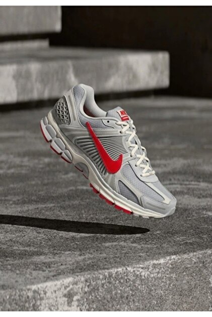 Nike Air Zoom Vomero 5 Se Erkek Koşu & Antenman Spor Ayakkbısı