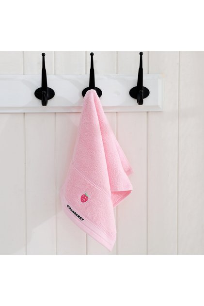 Pink Strawberry 25*45cm Cute Cotton Towels Soft Cartoon Weather Animal Fruit Embroidered Baby Childr