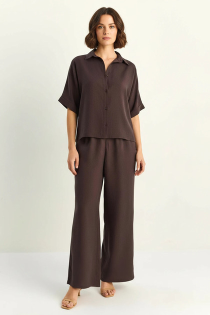 Women's Oversize Short Sleeve Shirt with Elastic Waist and Wide Leg Pants in Bitter Coffee Color Set