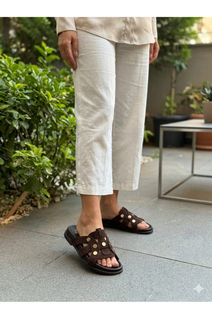 Terra Brown Suede Genuine Leather Pin-On Casual Slippers