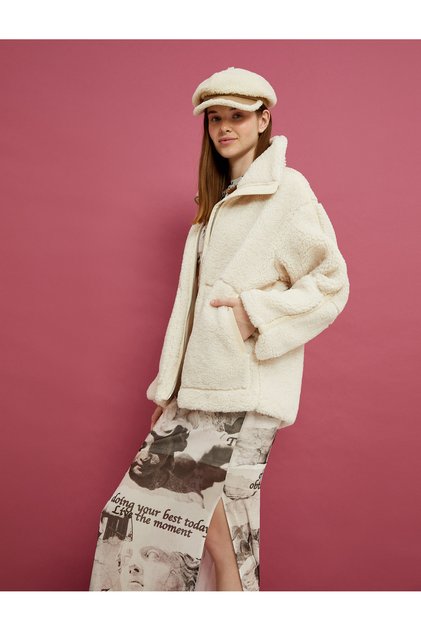 Plush Jacket Stand Collar Zippered Pocket
