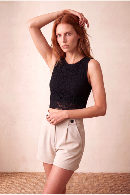Women's Black Lace Slim Fit Crew Neck Sleeveless Crop Blouse Ema