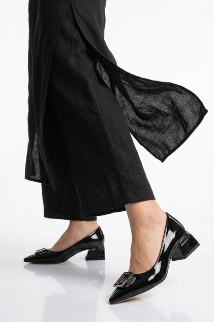 Black Patent Leather Women's Heeled Shoes