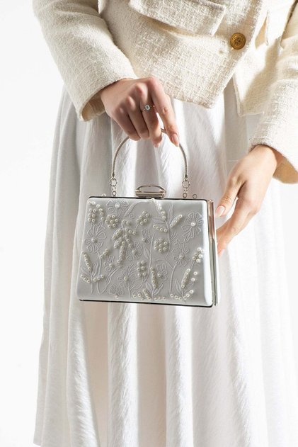 Pearly Women's White Embroidered Pearl Detailed Metal Handle Evening Dress Hand and Shoulder Bag