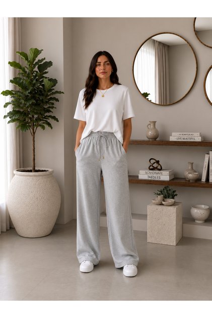 Women's Summer Sweatpants Lightweight Fabric Comfortable Use Comfortable and Soft Texture