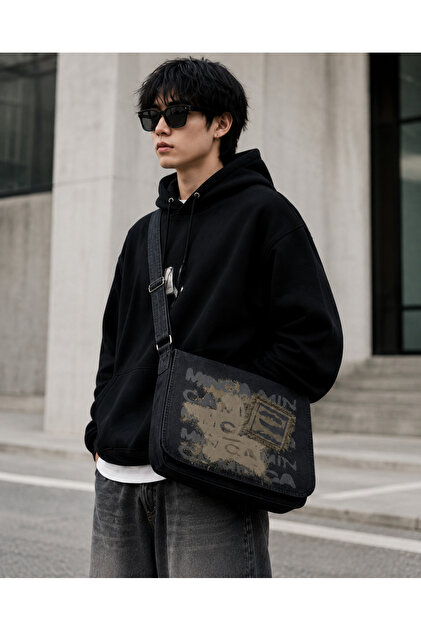 Minga Printed Messenger Bag/Bag with Adjustable Belt and Pockets