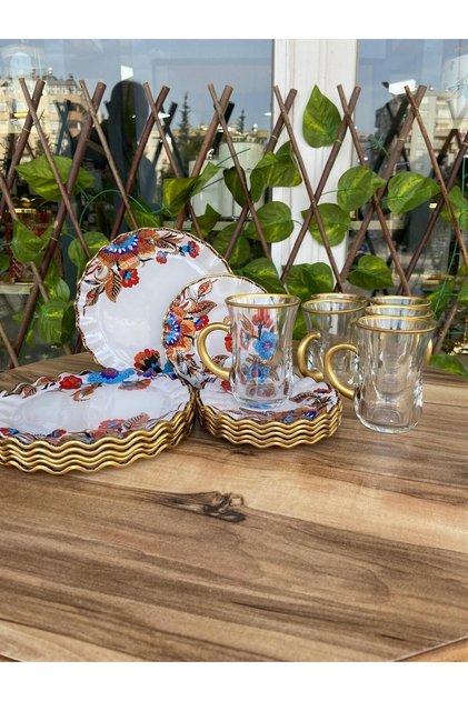 Çay Keyfi Beyaz Çiçek 18 Prç Kulplu Set
