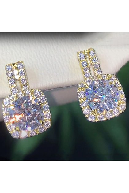 E2101 Huitan Fashion Silver Color CZ Stud Earrings for Women Bling Bling AAA White Cubic Zirconia St