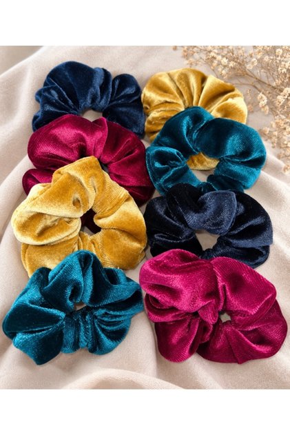 Kadın Kadife Saç Tokası 8’li Set – Büyük Boy Renkli Scrunchie Lastik Toka